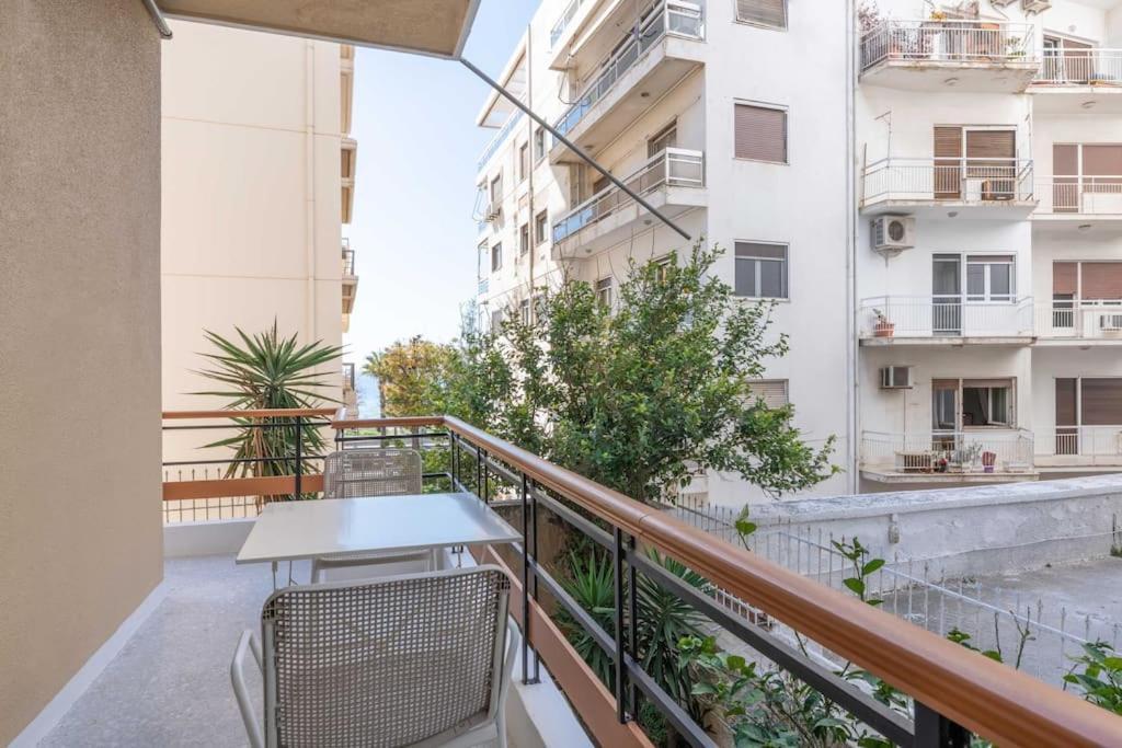 אתונה Premium Apartments In Paleo Faliro By Upstreet מראה חיצוני תמונה