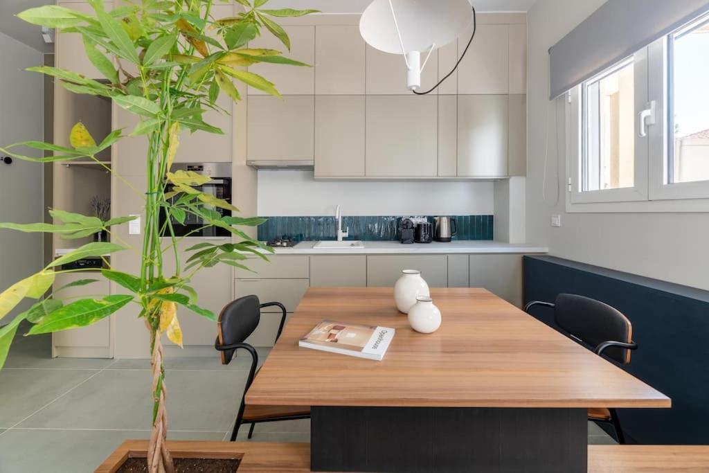 אתונה Premium Apartments In Paleo Faliro By Upstreet מראה חיצוני תמונה